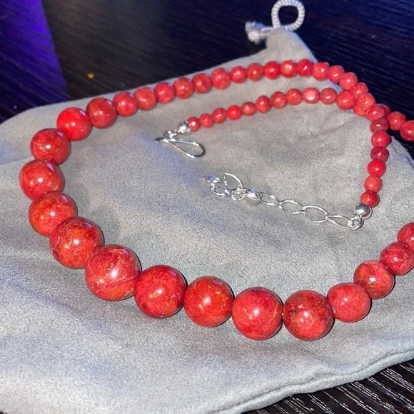 Red coral graduated bead necklace by Jay King - Picture 10 of 14